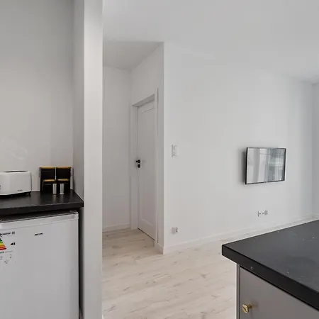 Very Berry - Katowicka 2c - Z Balkonem I Garazem- Self Check In 24h *