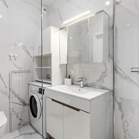 דירה Very Berry - Katowicka 2c - Z Balkonem I Garazem- Self Check In 24h