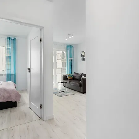 דירה Very Berry - Katowicka 2c - Z Balkonem I Garazem- Self Check In 24h פוזנן