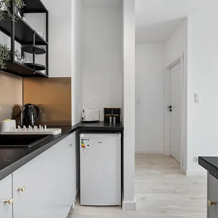 Very Berry - Katowicka 2c - Z Balkonem I Garazem- Self Check In 24h Apartment *