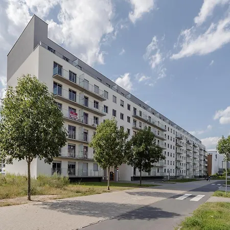 Very Berry - Katowicka 2c - Z Balkonem I Garazem- Self Check In 24h Apartamento