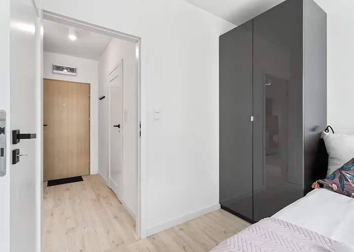 Very Berry - Katowicka 2c - Z Balkonem I Garazem- Self Check In 24h