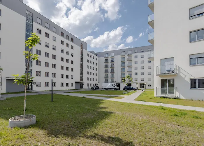 Very Berry - Katowicka 2c - Z Balkonem I Garazem- Self Check In 24h Apartamento Poznan